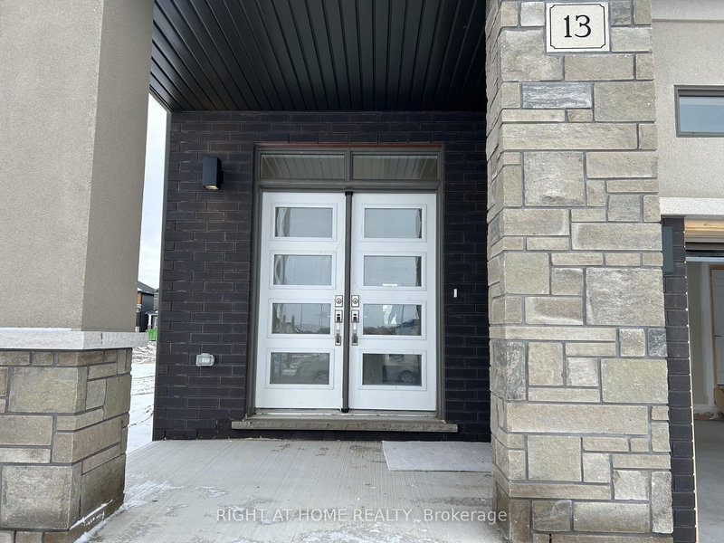 13 Norman Markle St N, Brant, N3L 0K4 | Image 3