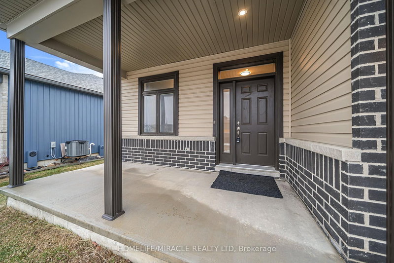 35 Allen St, Prince Edward County, K0K 2T0 | Image 3