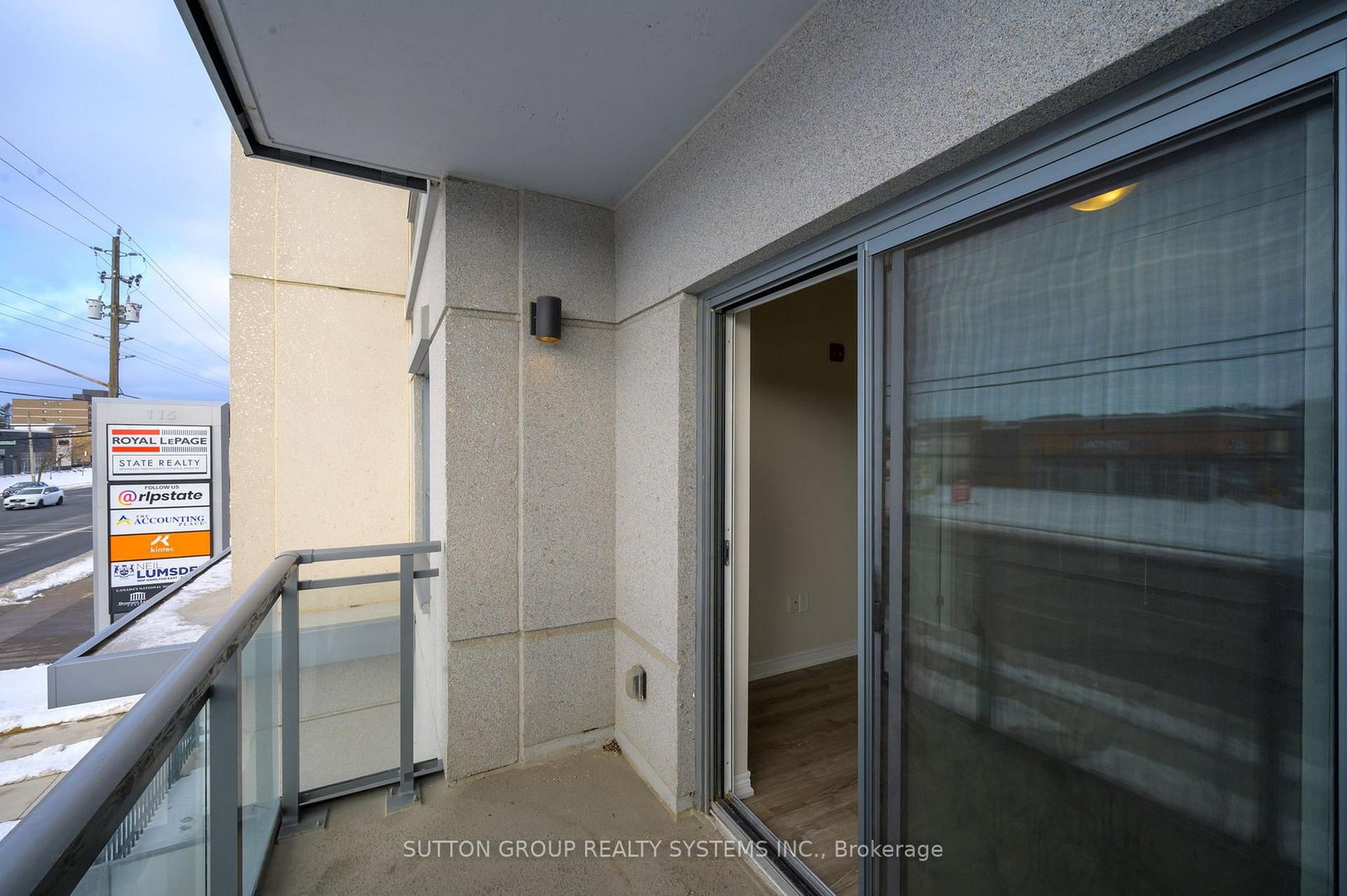 Condo for lease at 212-121 Highway 8, Hamilton, Ontario, L8G 0A3 - Stoney Creek - MLS: X12883250