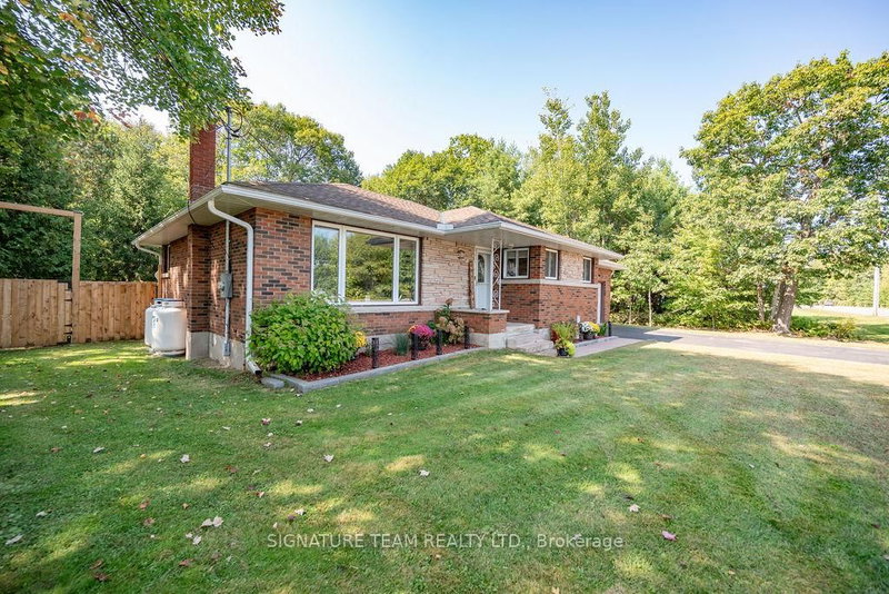 581 Laurentian Dr, Petawawa, K8H 2M5 | Image 3