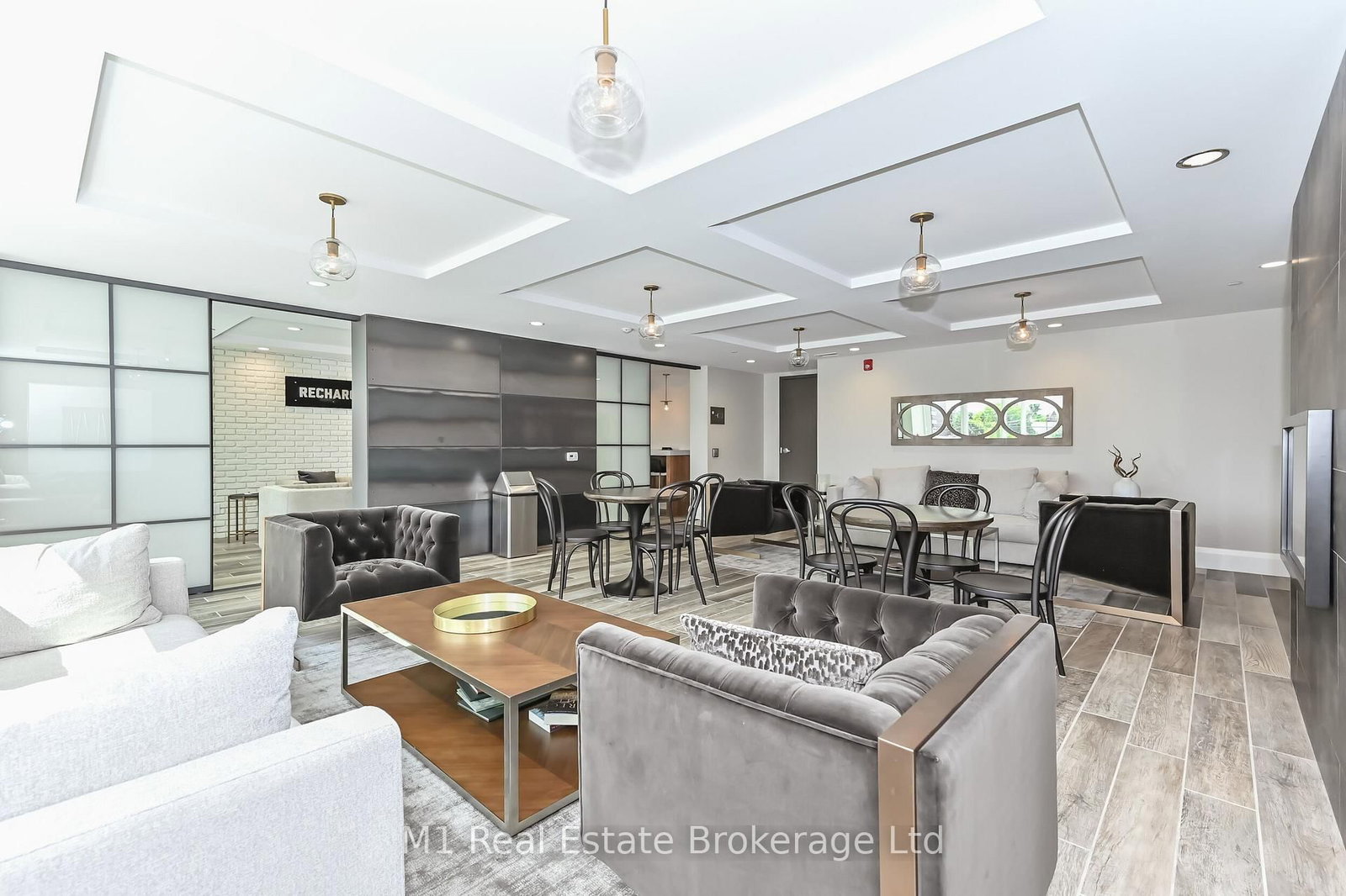 73 Arthur Street S, Unit RRC1 - Photo 37