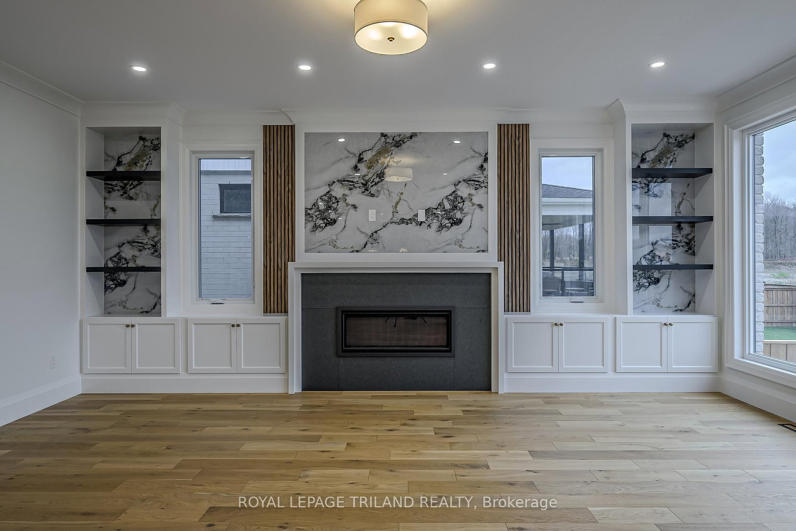4038 AYRSHIRE Avenue • London South, ON photo 10