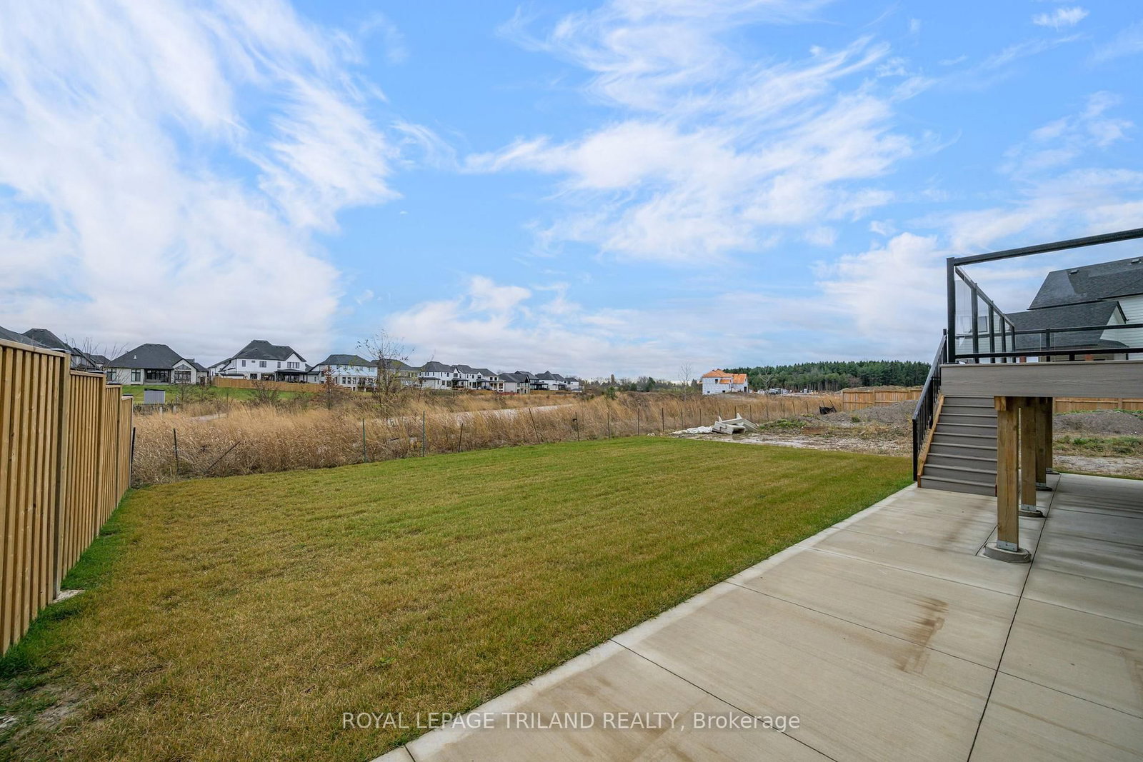 4038 AYRSHIRE Avenue • London South, ON photo 39