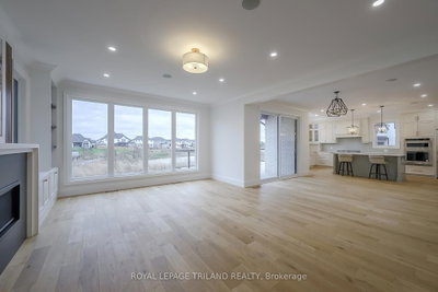 4038 AYRSHIRE Avenue • London South, ON photo 8