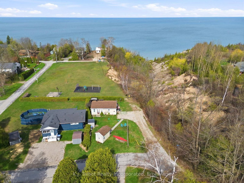9 Ravine Park Road N