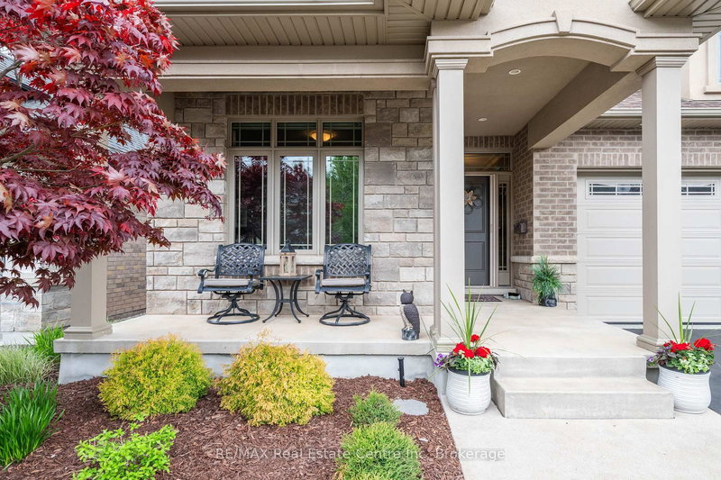 24 Kintyre Tr, Welland, L3B 0B6 | Image 2