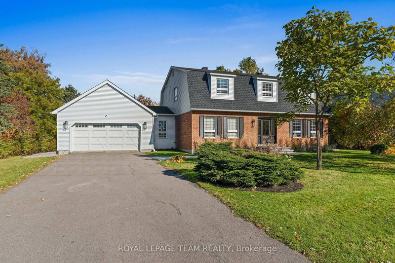 5545 Van Vliet Rd, Manotick, K4M 1J4 | Image 2