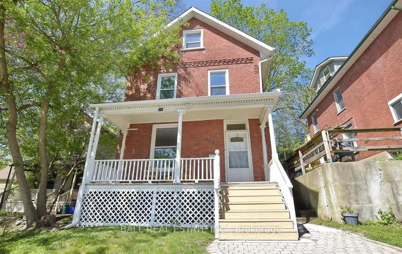 home for sale on 619 Aylmer Street N