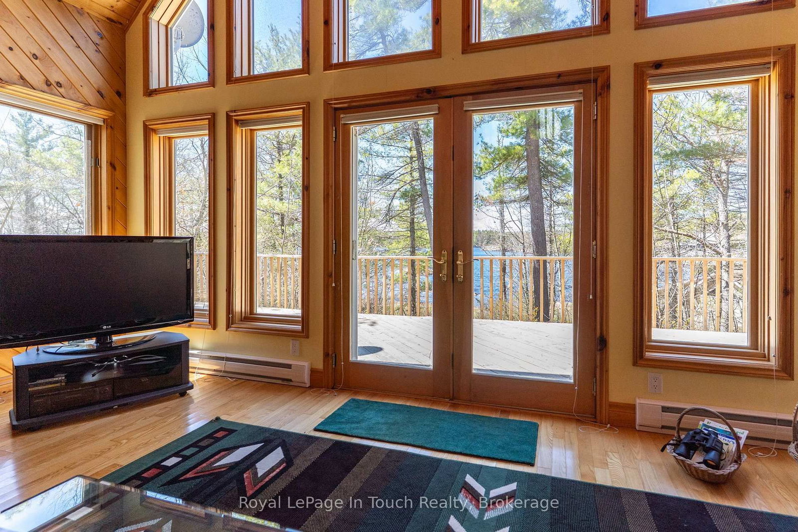 2 Island 880 • Georgian Bay, ON photo 40
