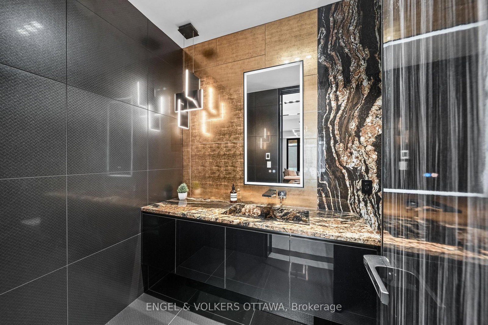 1 Delong Dr, Ottawa, view 16
