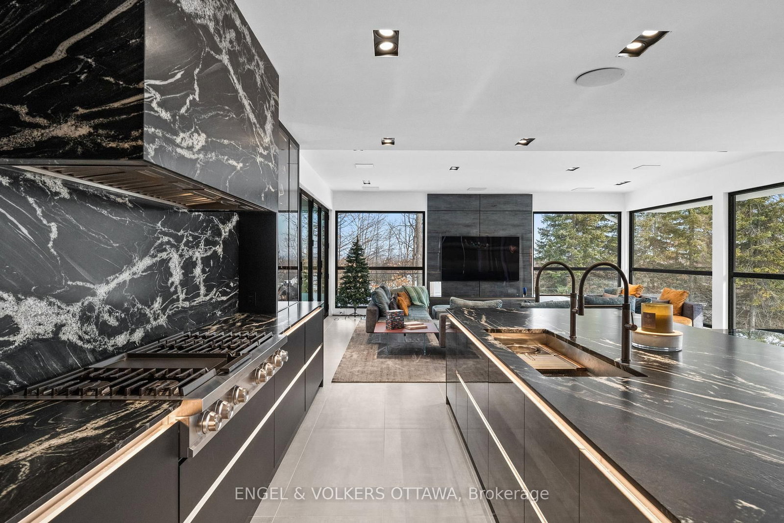 1 Delong Dr, Ottawa, view 24