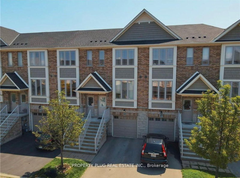 home for lease on 45-8 Hemlock Crescent