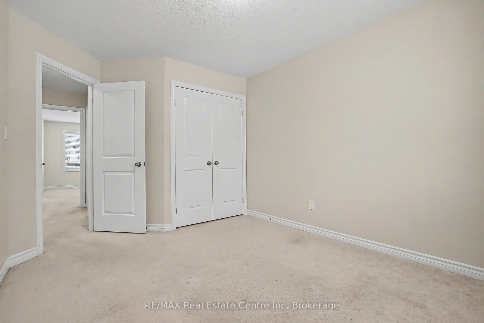 158 Kemp Crescent - Photo 18