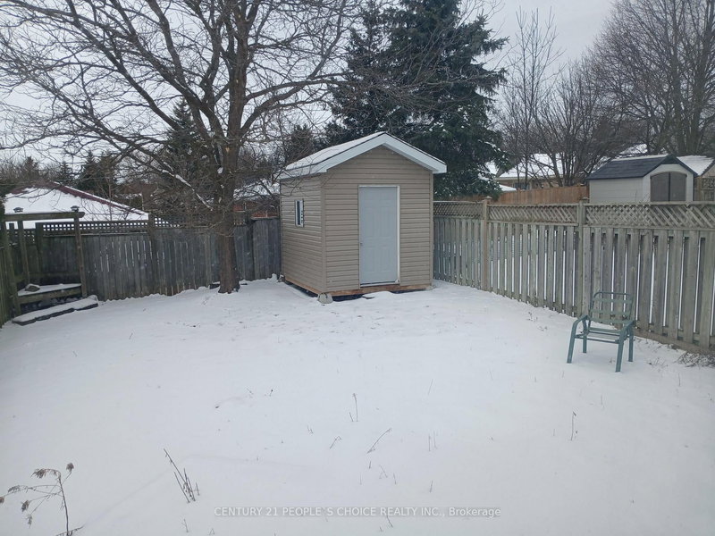 31 Moss Pl, Guelph, N1G 4V2 | Image 3
