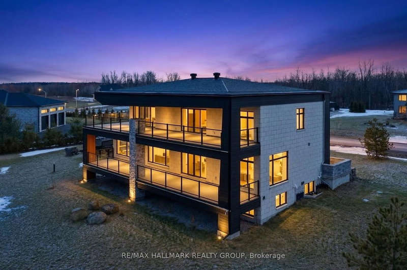 225 Summerview Terr, Ottawa, K4P 0E9 | Image 2