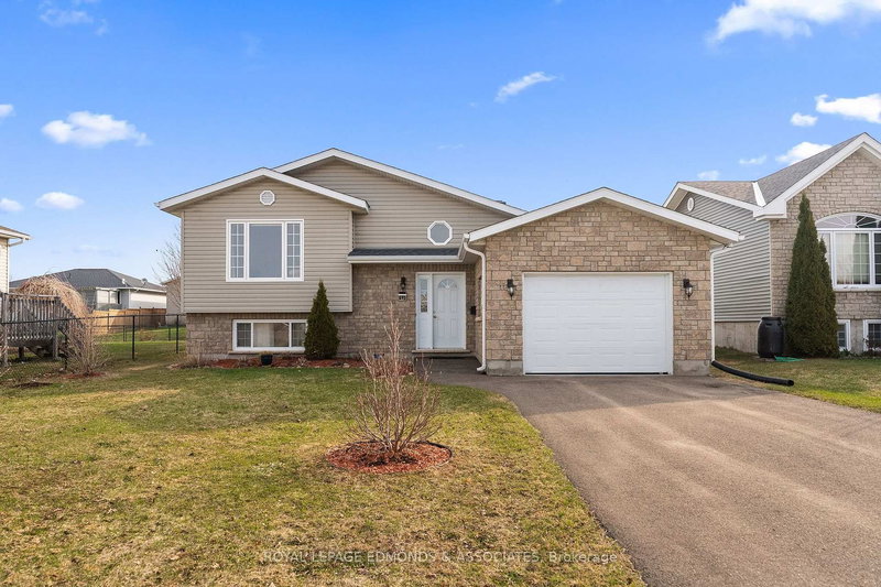 492 Sheppard Rd, Pembroke, K8A 0A7 | Image 2