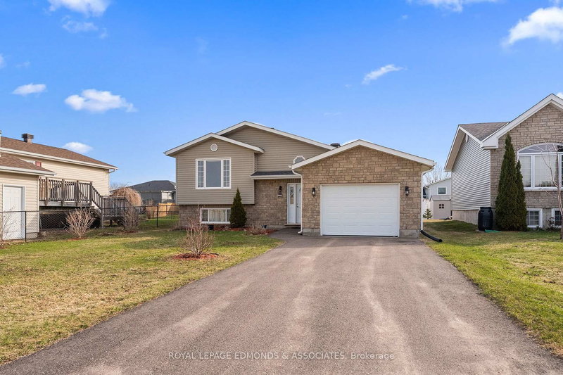 492 Sheppard Rd, Pembroke, K8A 0A7 | Image 3