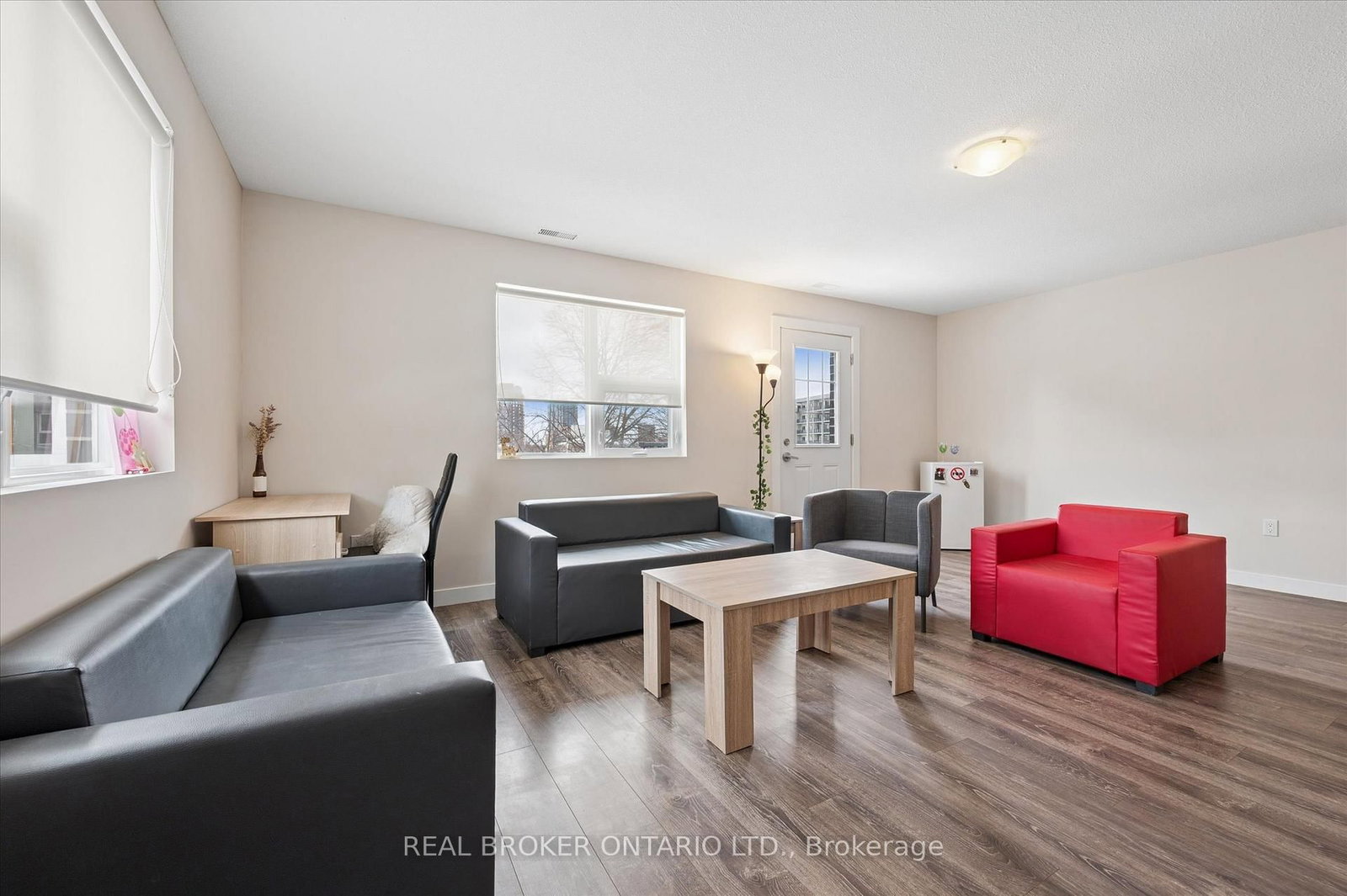 288 Albert Street, Unit 219 - Photo 4