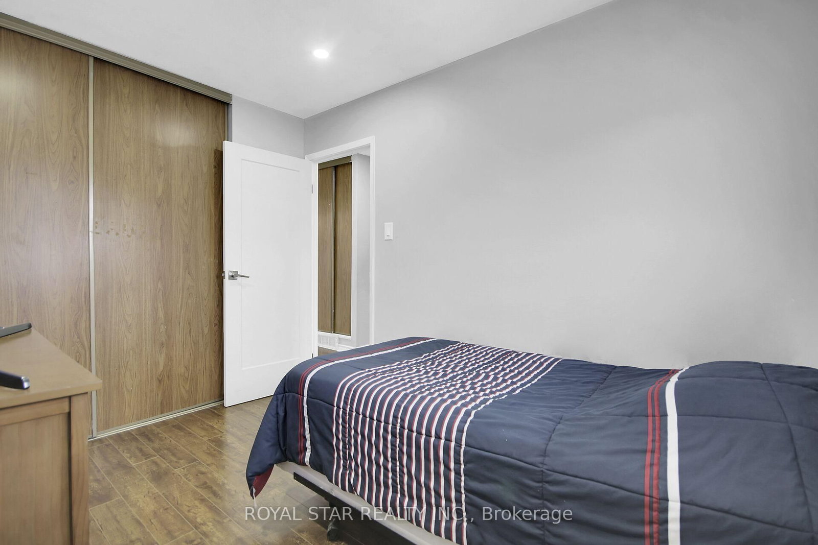 2761 Pimlico Crescent - Photo 29