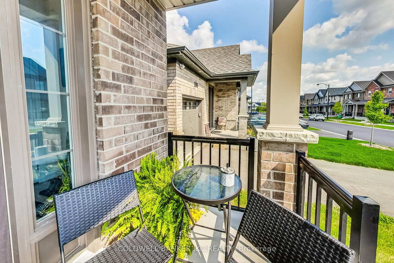 1104 Rippingale Tr W, Peterborough, K9H 0J8 | Image 3