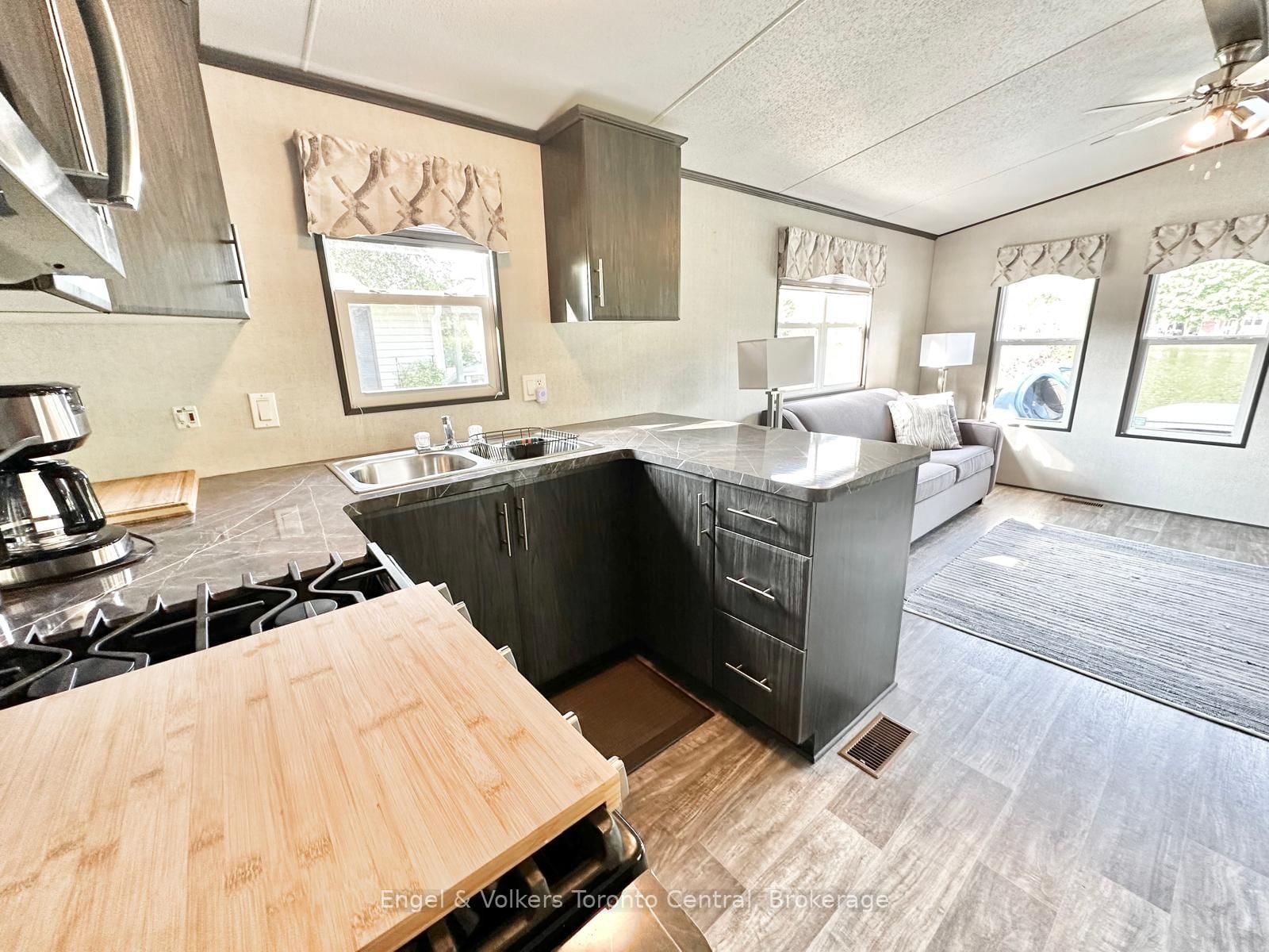 7489 SIDEROAD 5 E • #B8 • Wellington North, ON photo 16