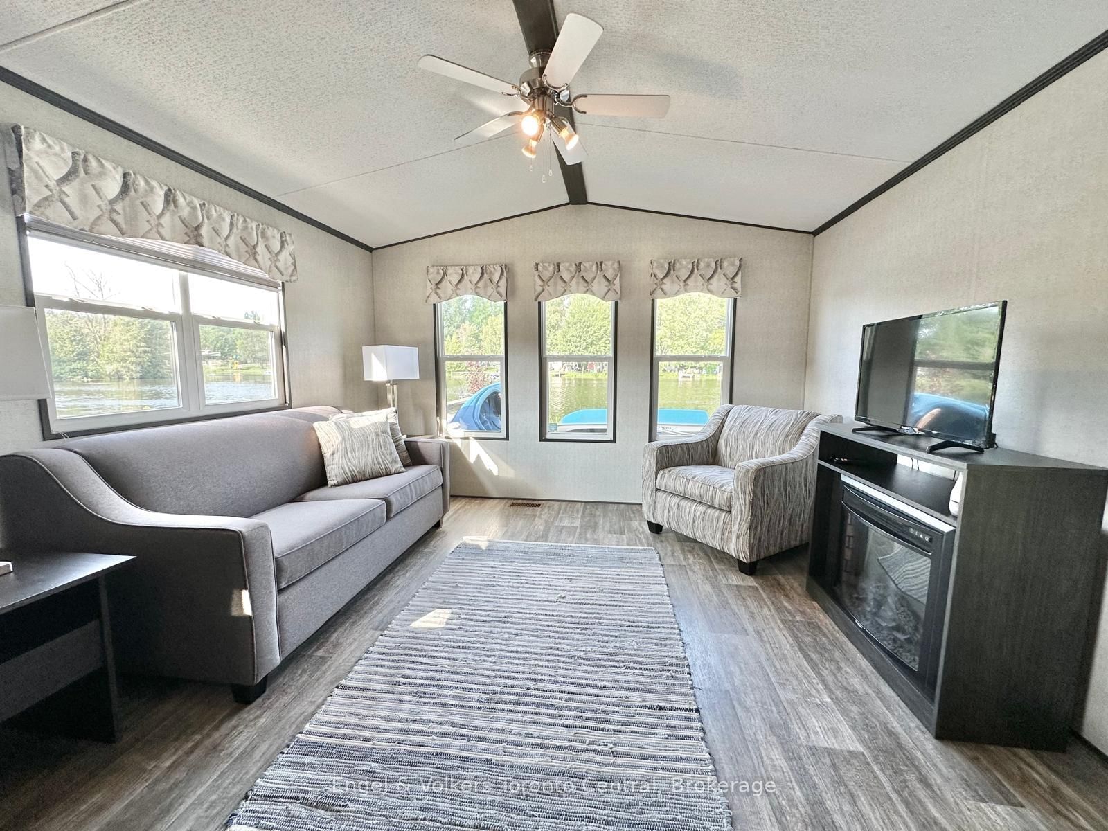 7489 SIDEROAD 5 E • #B8 • Wellington North, ON photo 7