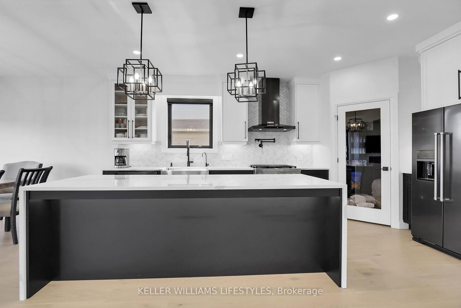 104 Crestview Drive • Middlesex Centre, ON photo 10