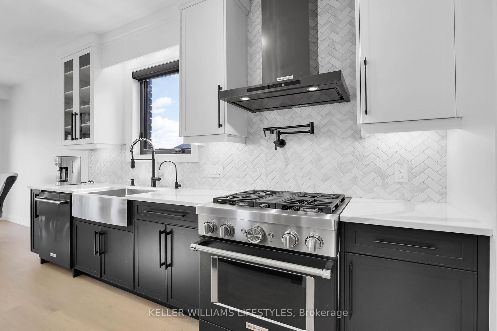 104 Crestview Drive • Middlesex Centre, ON photo 11