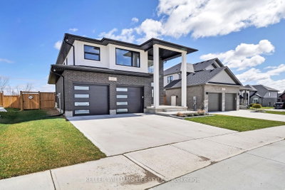 104 Crestview Drive • Middlesex Centre, ON photo 2