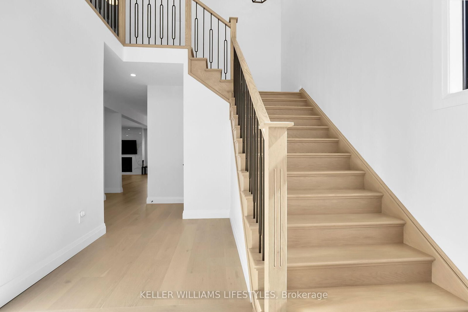 104 Crestview Drive • Middlesex Centre, ON photo 7