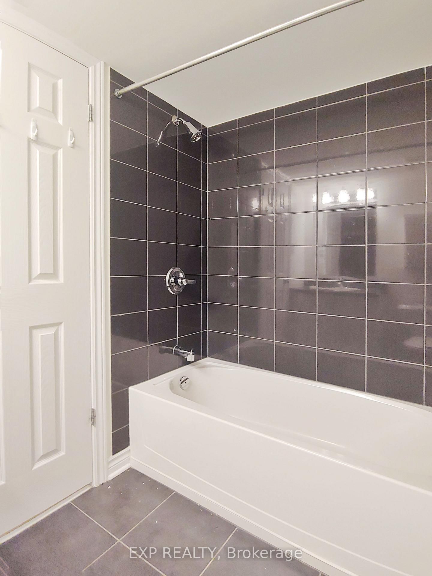 605 Chapman Mills Drive • #B • Ottawa, ON photo 17