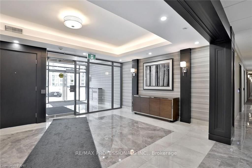 Condo for lease at 124-101 Shoreview Place, Hamilton, Ontario, L8E 0K2 - Lakeshore - MLS: X12885582