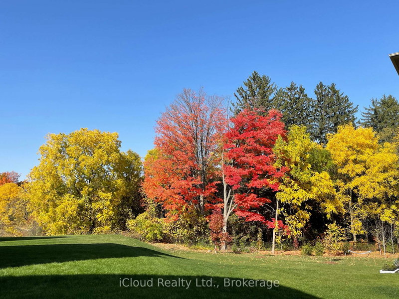 Lower - 27 Hollybrook Tr, Kitchener, N2R 1M2 | Image 2