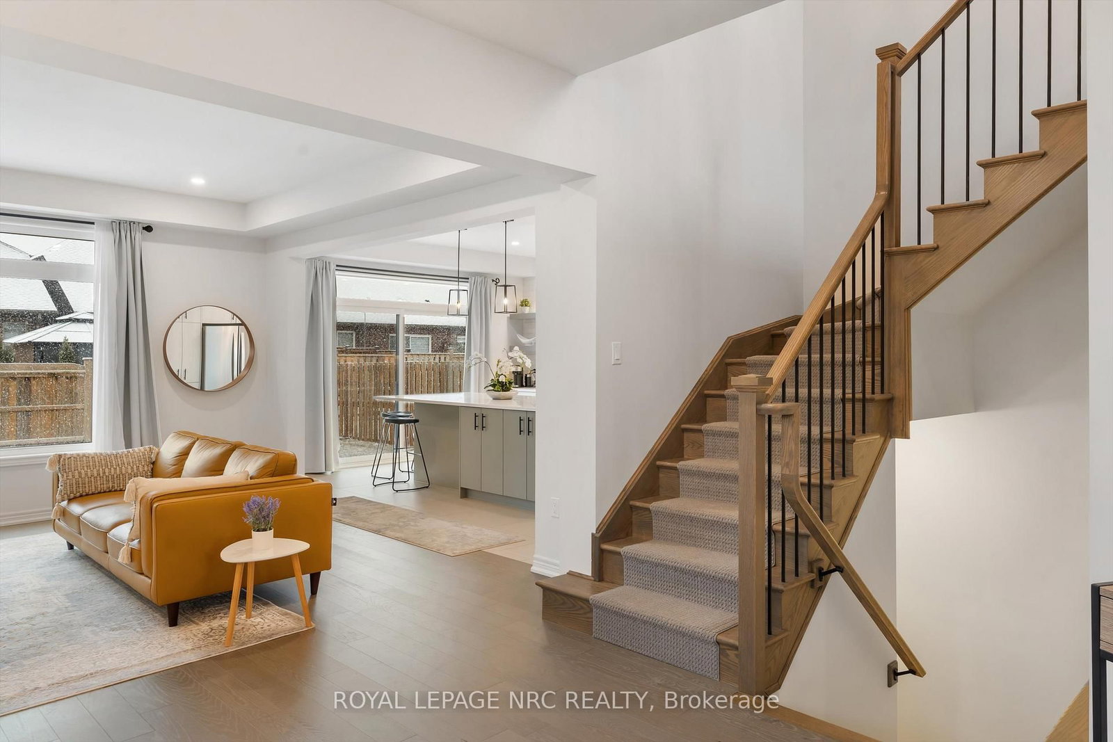 Detached House for sale at 20 Myrtle Street, Pelham, Ontario, L0S 1E6 - Fonthill - MLS: X12885662