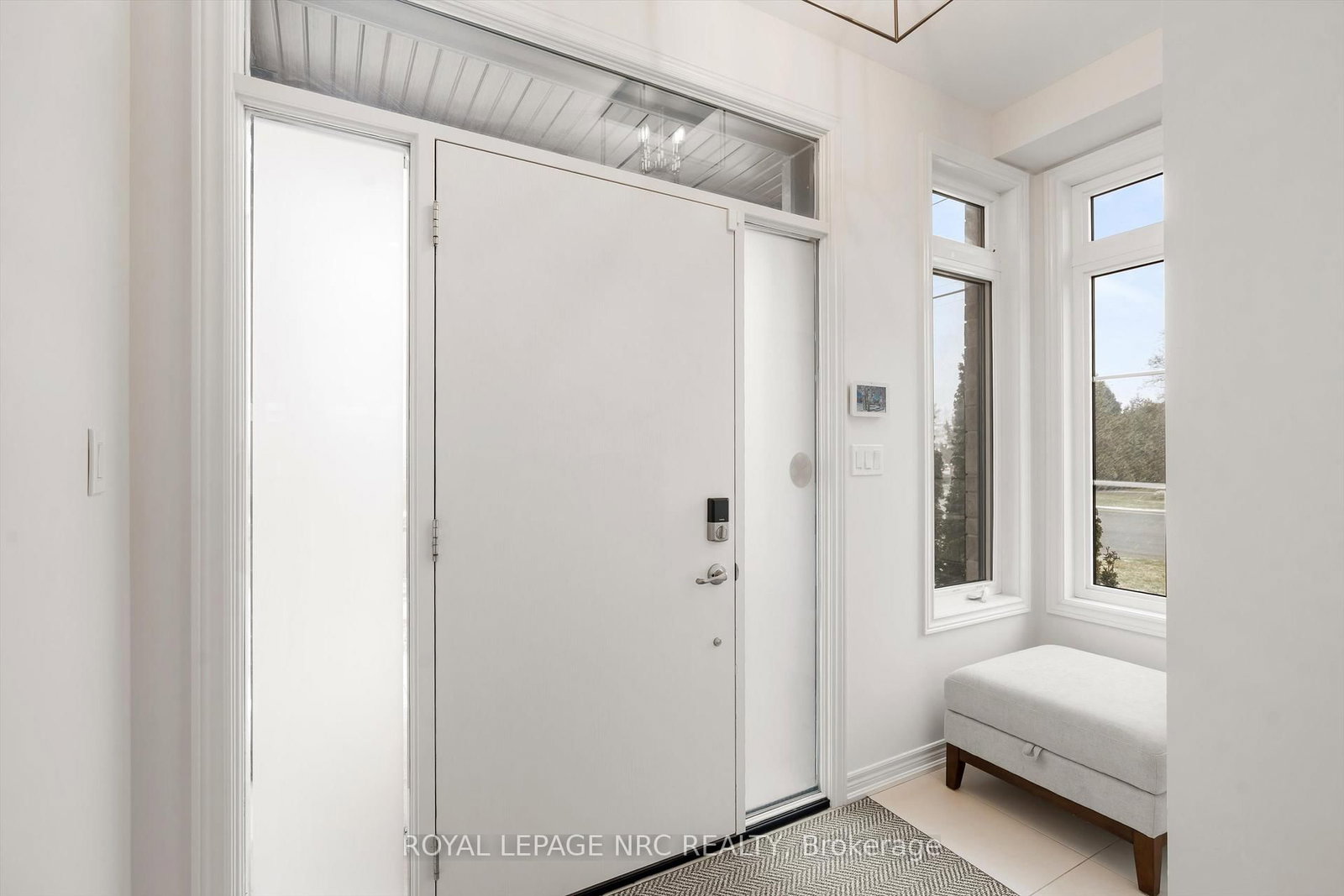 Detached House for sale at 20 Myrtle Street, Pelham, Ontario, L0S 1E6 - Fonthill - MLS: X12885662