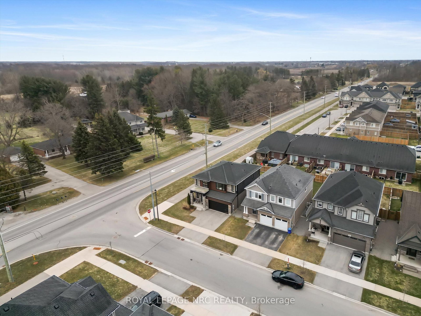 Detached House for sale at 20 Myrtle Street, Pelham, Ontario, L0S 1E6 - Fonthill - MLS: X12885662