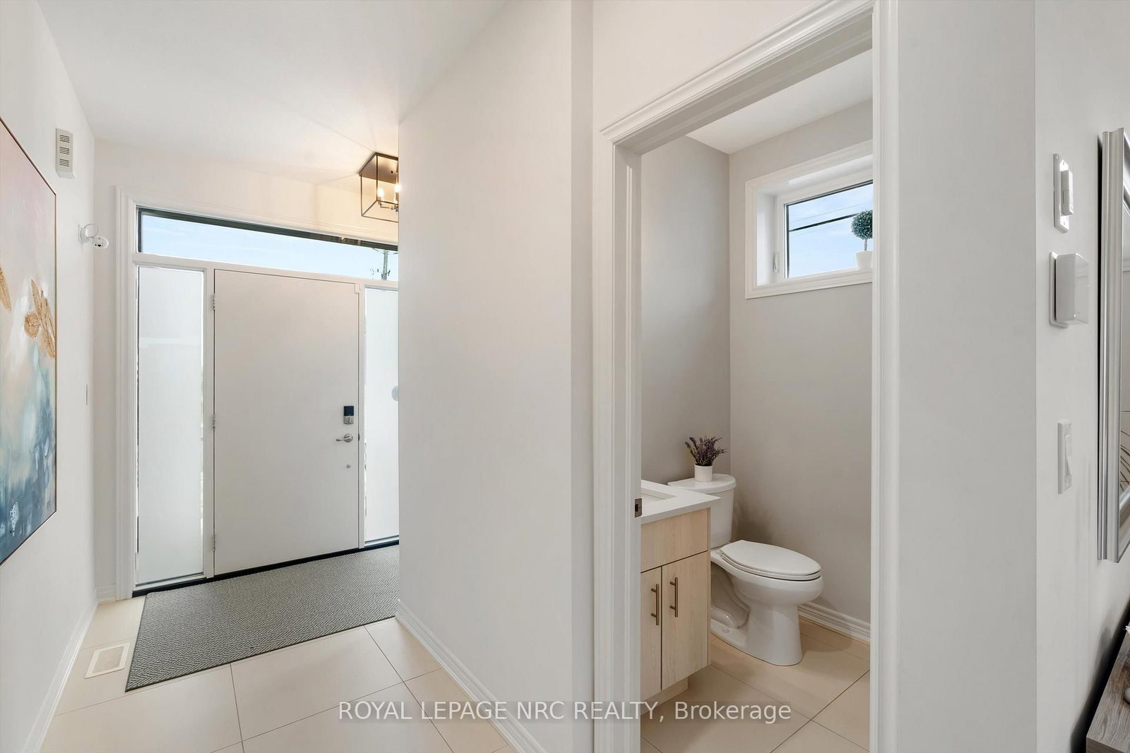 Detached House for sale at 20 Myrtle Street, Pelham, Ontario, L0S 1E6 - Fonthill - MLS: X12885662