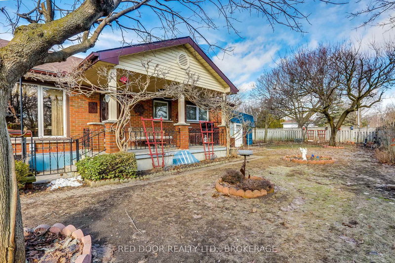 234 Manitoulin Dr, London East, N5W 1M7 | Image 2