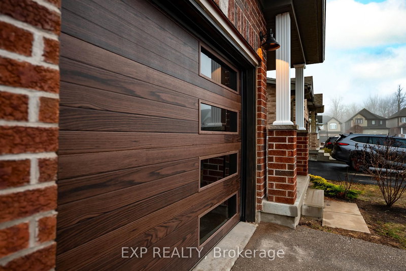 209 Drenters Crt, Guelph/Eramosa, N0B 2K0 | Image 3