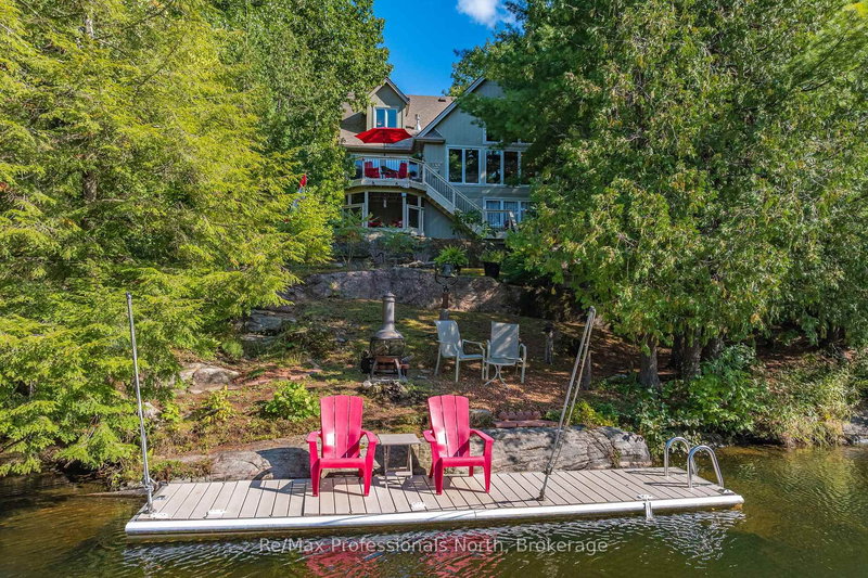 1005 Laidlaw Ave, Gravenhurst, L0K 2B0 | Image 3