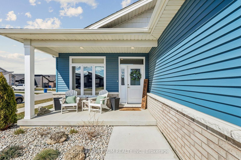 home for sale on 124 Grassland Grve