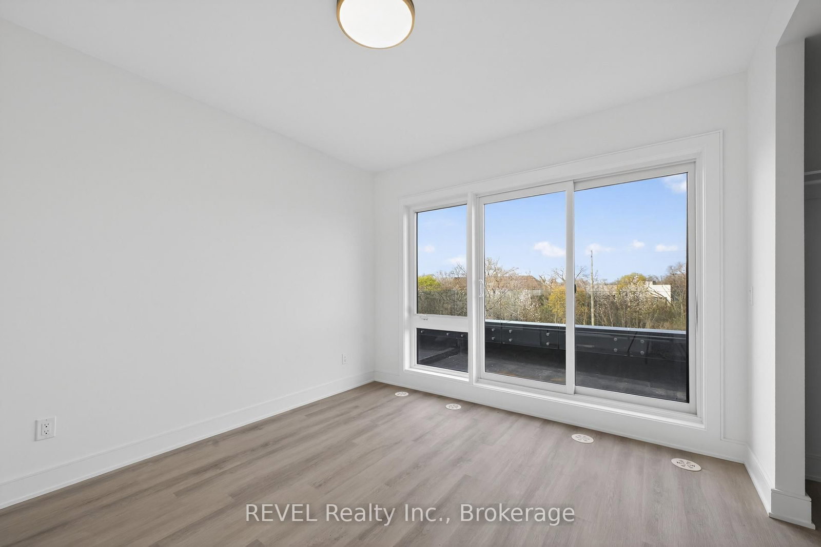 50 Everett Common - Photo 16