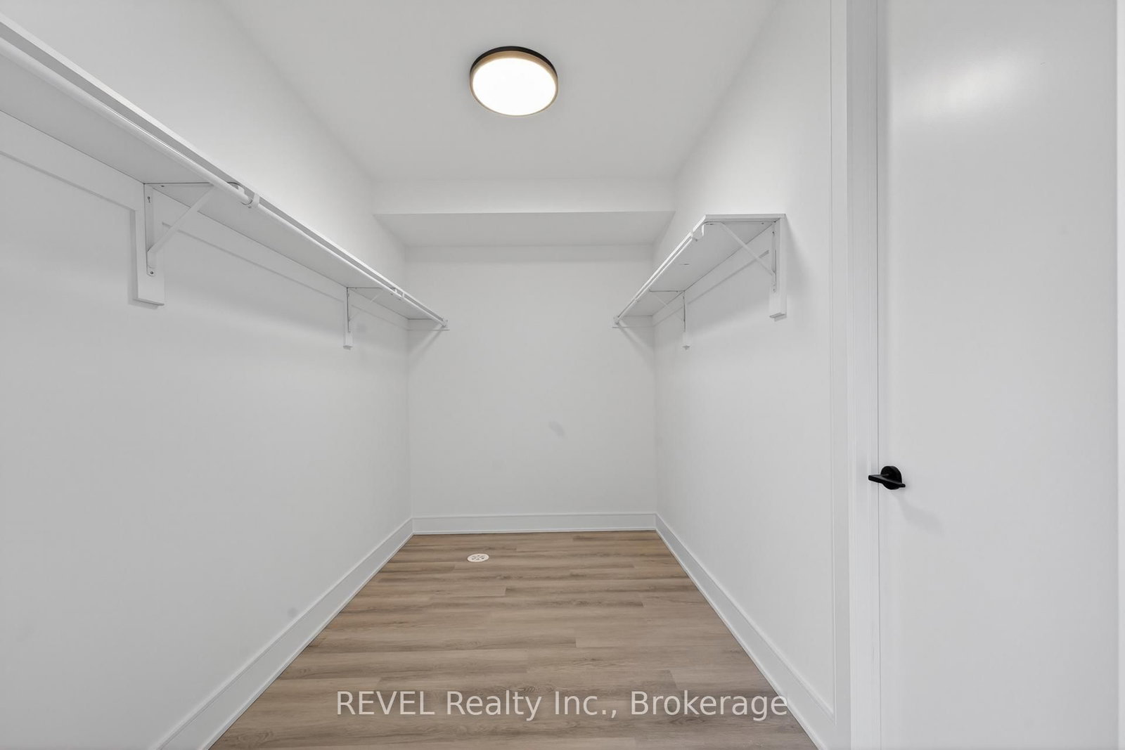 50 Everett Common - Photo 17