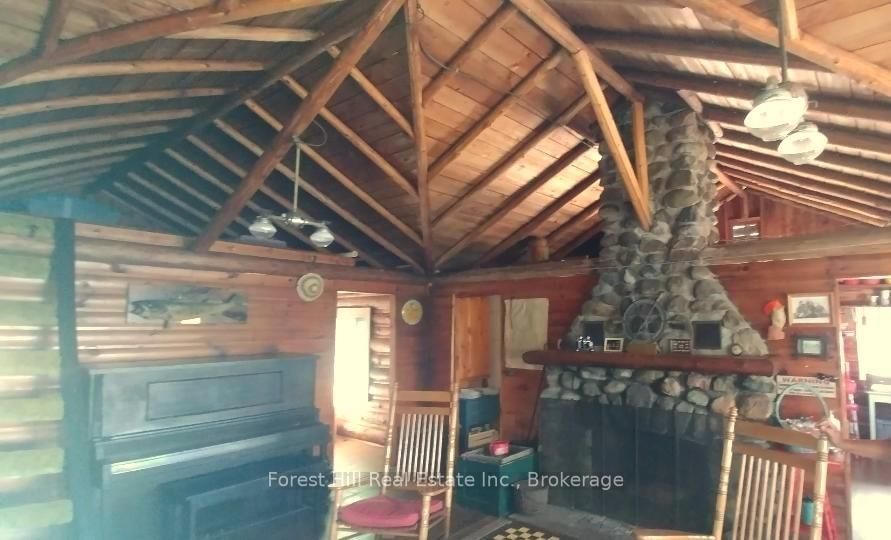 1 Cash Island D328 Island • Parry Sound Remote Area, ON photo 14