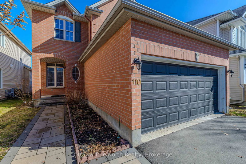 110 Macara Cres, Ottawa, K2K 0E1 | Image 2