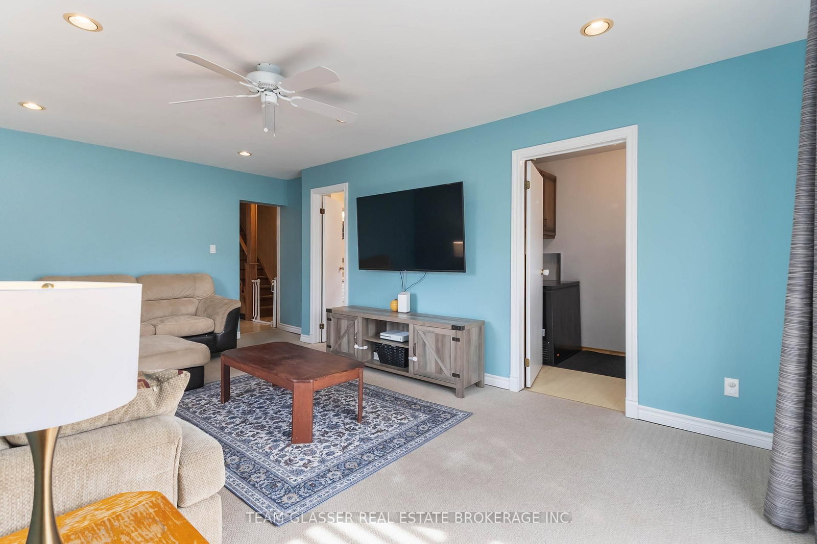 Detached House for sale at 57 LOCUST Street, St. Thomas, Ontario, N5R 2C2 - St. Thomas - MLS: X12886594