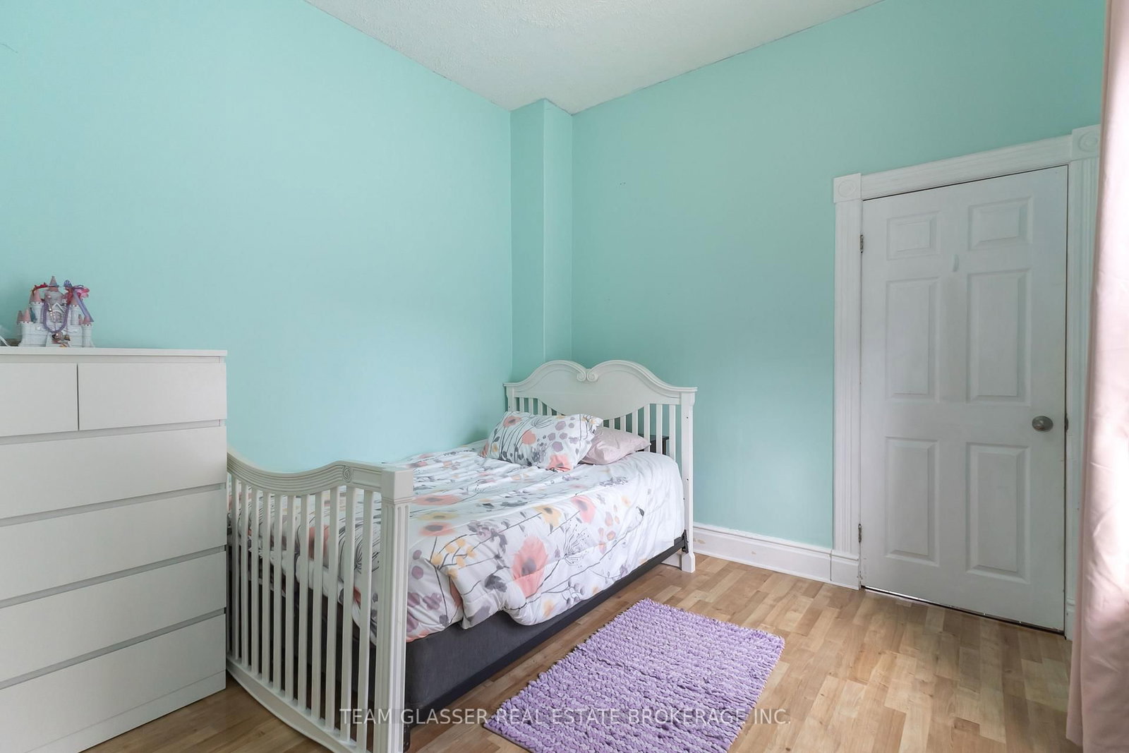 Detached House for sale at 57 LOCUST Street, St. Thomas, Ontario, N5R 2C2 - St. Thomas - MLS: X12886594