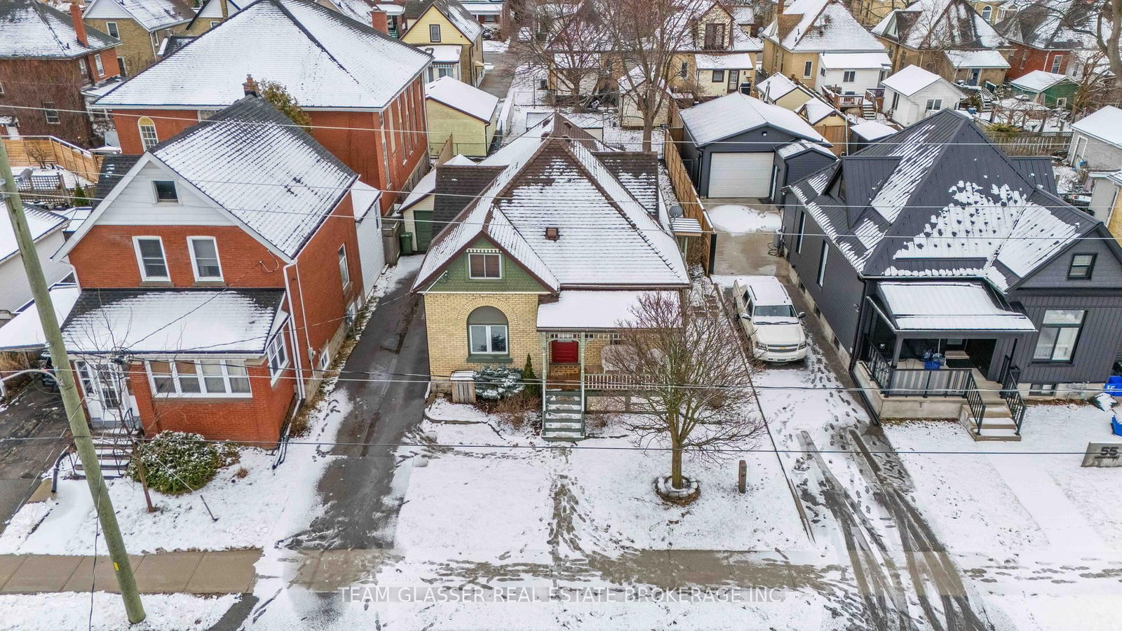 Detached House for sale at 57 LOCUST Street, St. Thomas, Ontario, N5R 2C2 - St. Thomas - MLS: X12886594