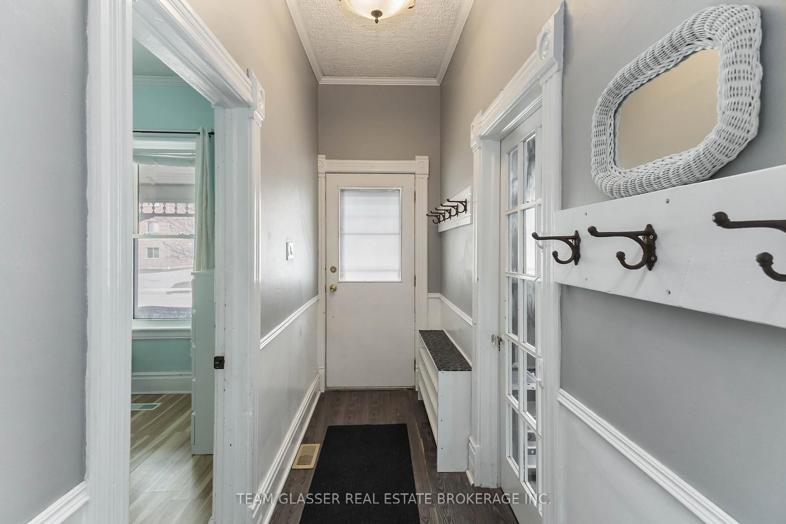 Detached House for sale at 57 LOCUST Street, St. Thomas, Ontario, N5R 2C2 - St. Thomas - MLS: X12886594