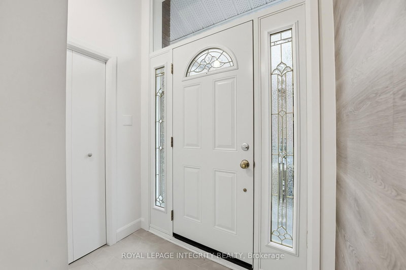 B - 2291 Badger Cres, Ottawa, K2C 1H9 | Image 3